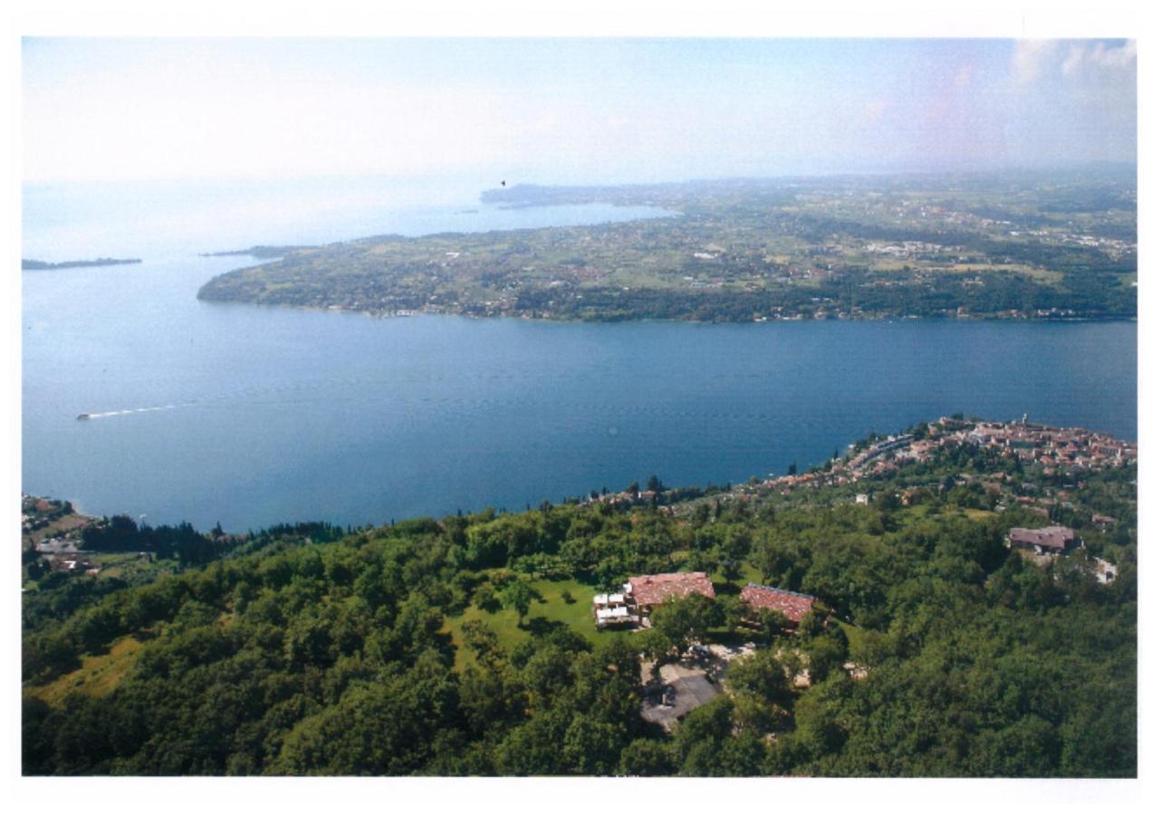 La Fiocchina - Magic Place - Apartments & Studios In Garda Lake - Countryside Farmhouse, Inside The Middle Of The Lake ซาโล ภายนอก รูปภาพ