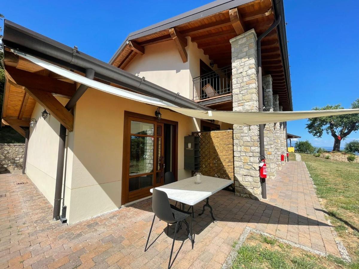 La Fiocchina - Magic Place - Apartments & Studios In Garda Lake - Countryside Farmhouse, Inside The Middle Of The Lake ซาโล ภายนอก รูปภาพ